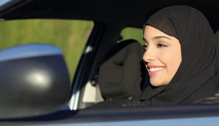 Ιστορικές… στιγμές – Σ. Αραβία :Τώρα και οι γυναίκες στο τιμόνι